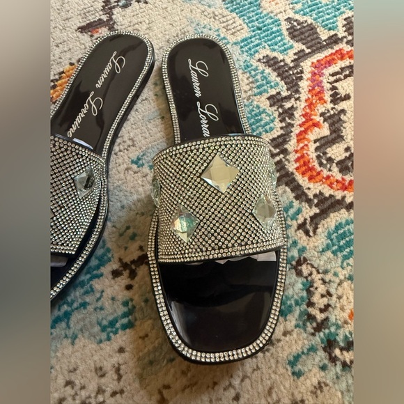 LAUREN LORRAINE “BIANCA” BLACK RHINESTONE SLIDES - Picture 3 of 6